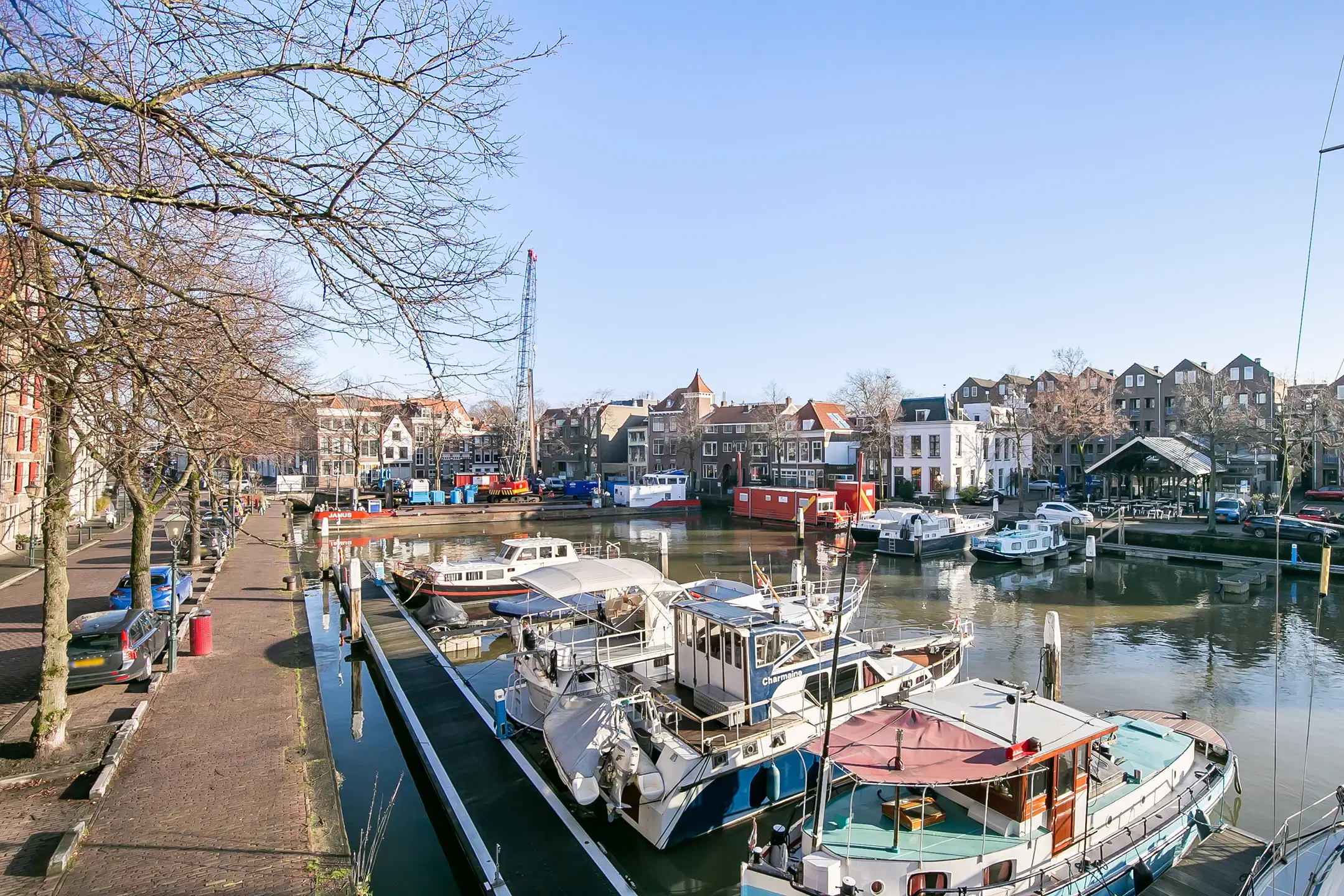 Dordrecht, Nieuwe Haven 23 - 24