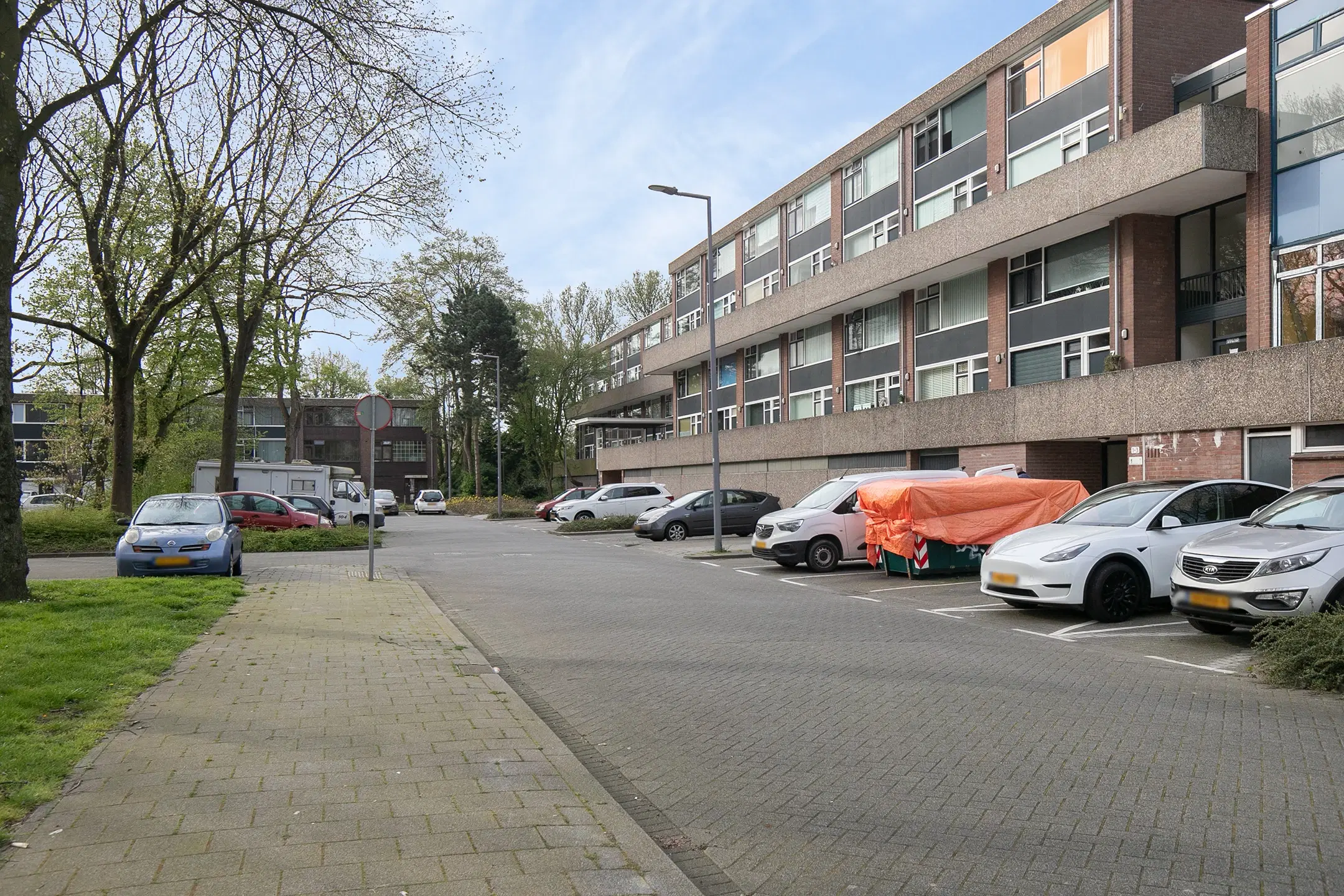 Hoogvliet Rotterdam, Kardoenhof 51