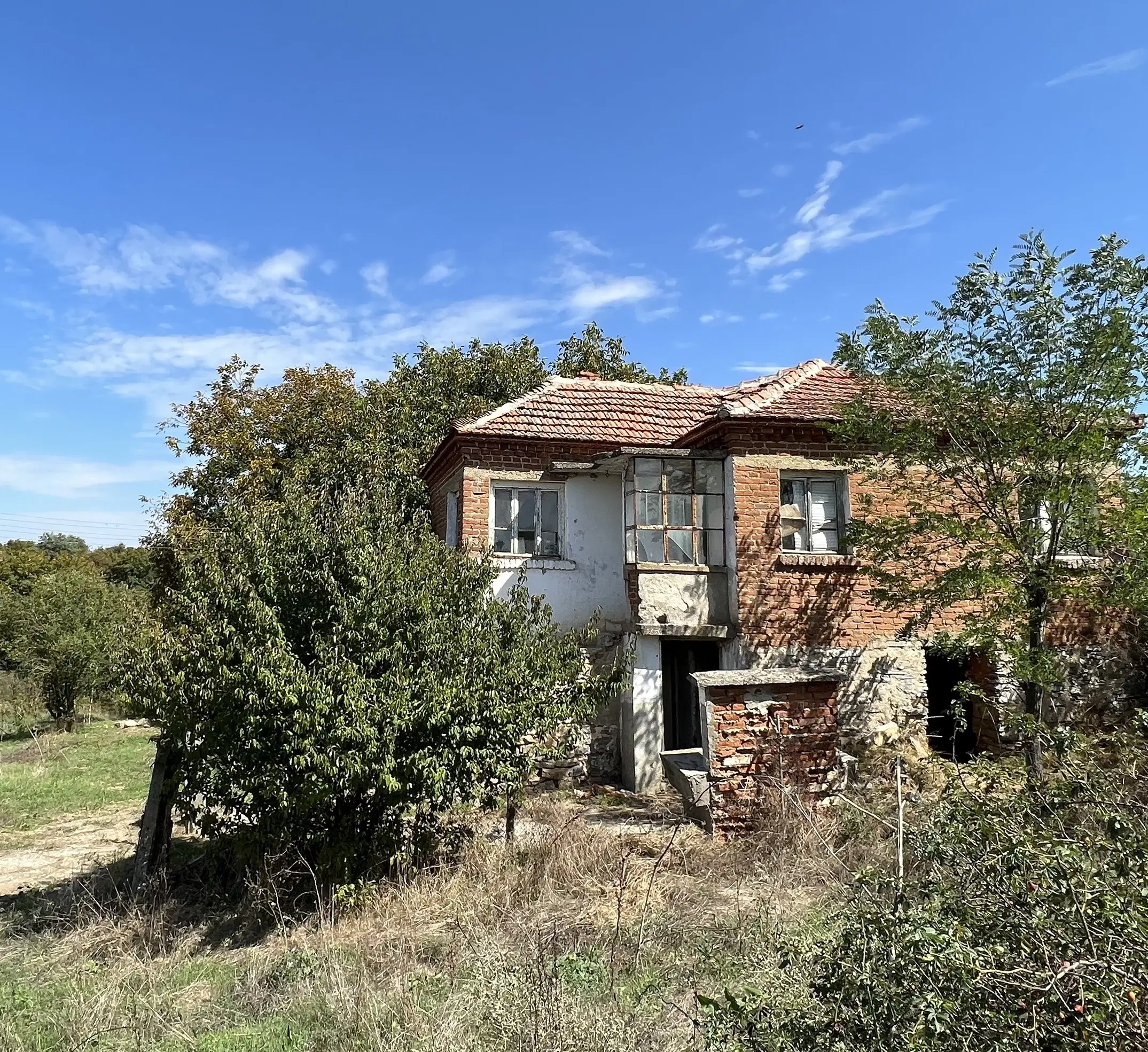 Twee verdiepingen tellend huis in Golyam Dervent - Bulgarije