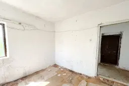 Twee verdiepingen tellend huis in Golyam Dervent - Bulgarije