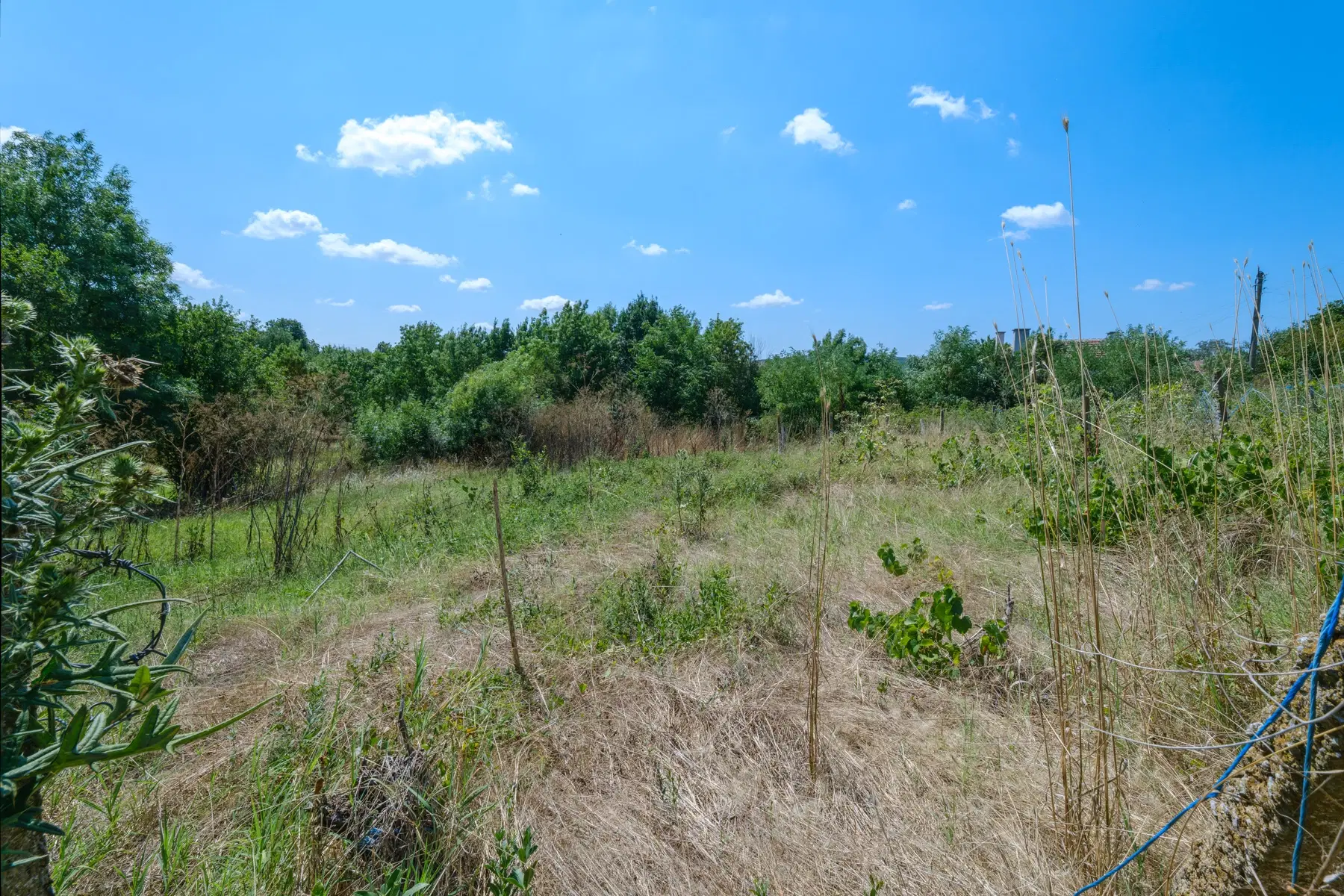 Huis op 2.040 m2 grond in Razdel - Bulgarije
