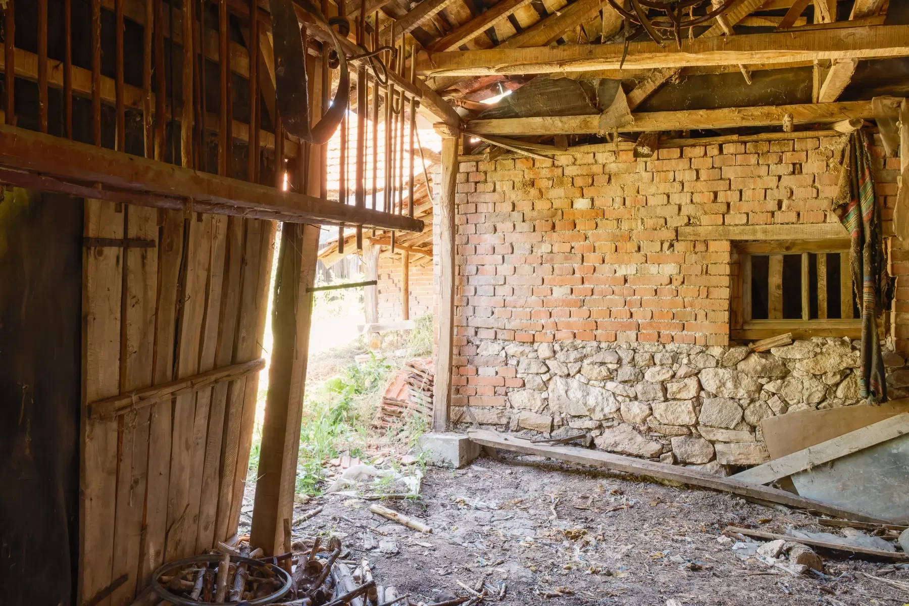 Huis op 2.564 m2 grond in Cherna Mogila - Bulgarije