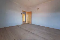 Twéé-onder-één-kap woning, bijgebouwen & 746 m2 grond in Studena Haskovo - Bulgarije