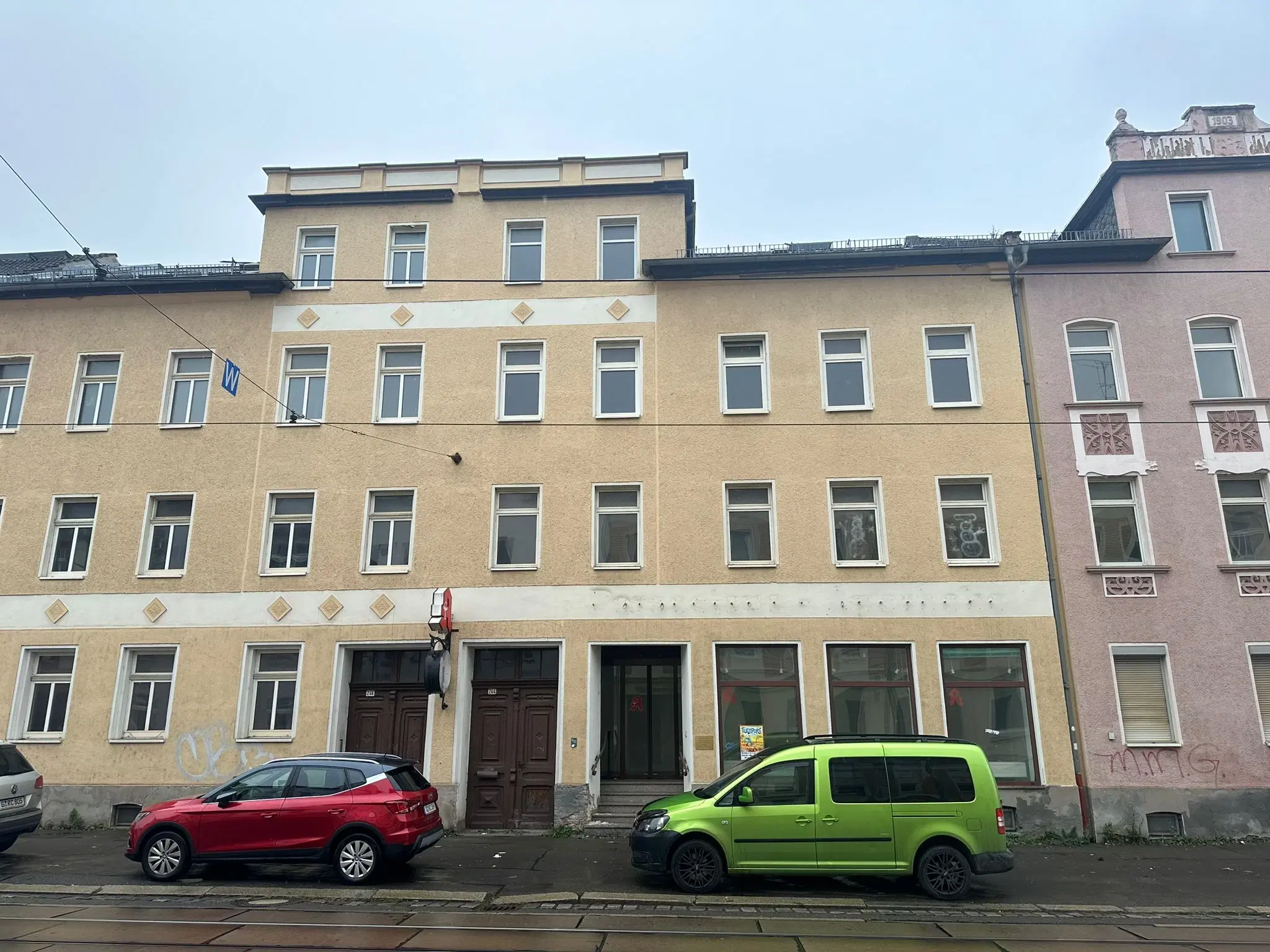 Beleggingsobject 5 appartementen met voormalige gezondheidscentrum in Gera, Thüringen - Duitsland