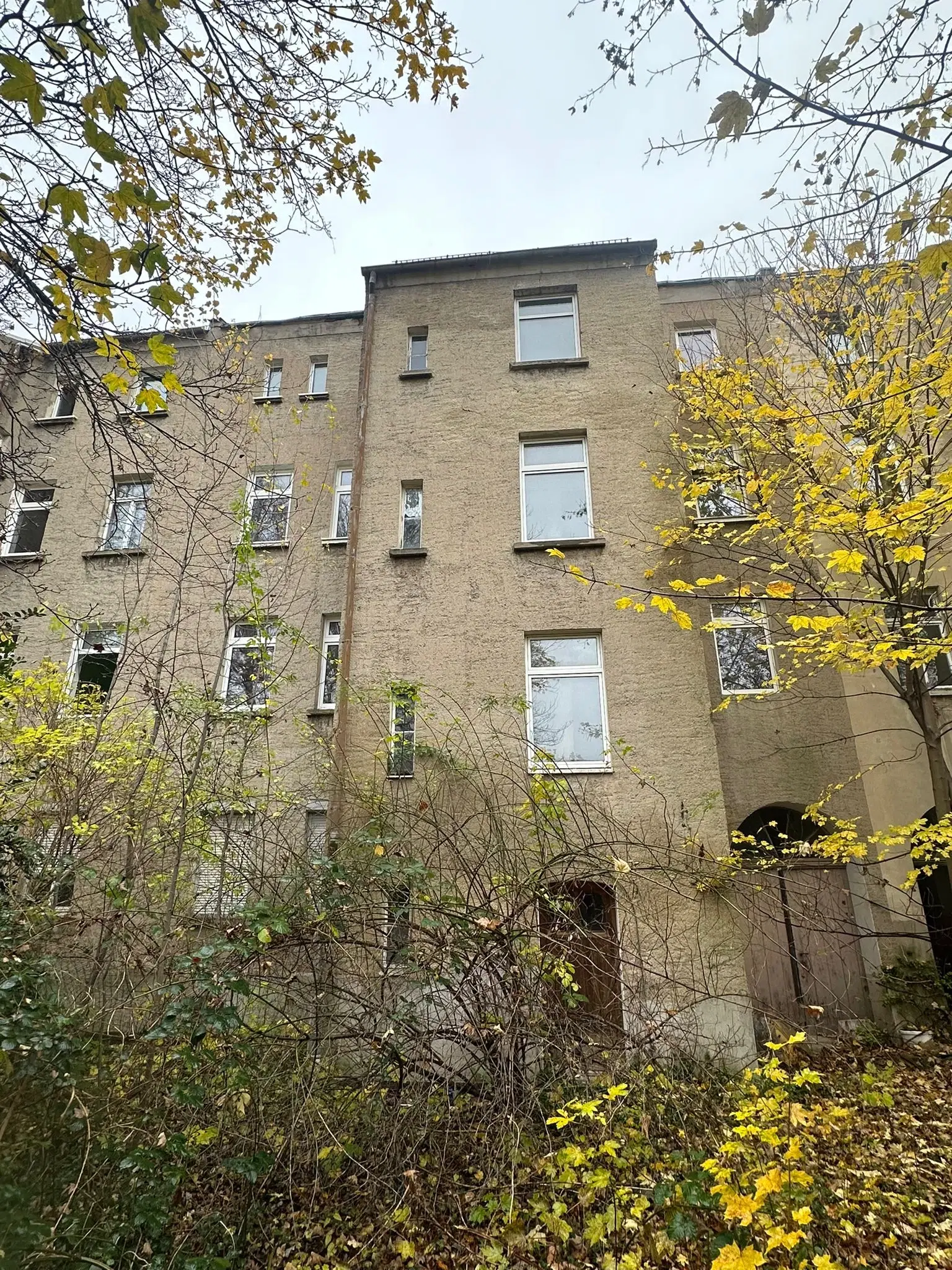 Beleggingsobject 5 appartementen met voormalige gezondheidscentrum in Gera, Thüringen - Duitsland