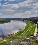 Perceel nabij Elbe in Recreatieoord Meißen - Diesbar-Seußblitz - Duitsland