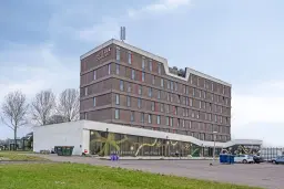 Hotel aan de Bennebroekerweg 530-532 te Hoofddorp