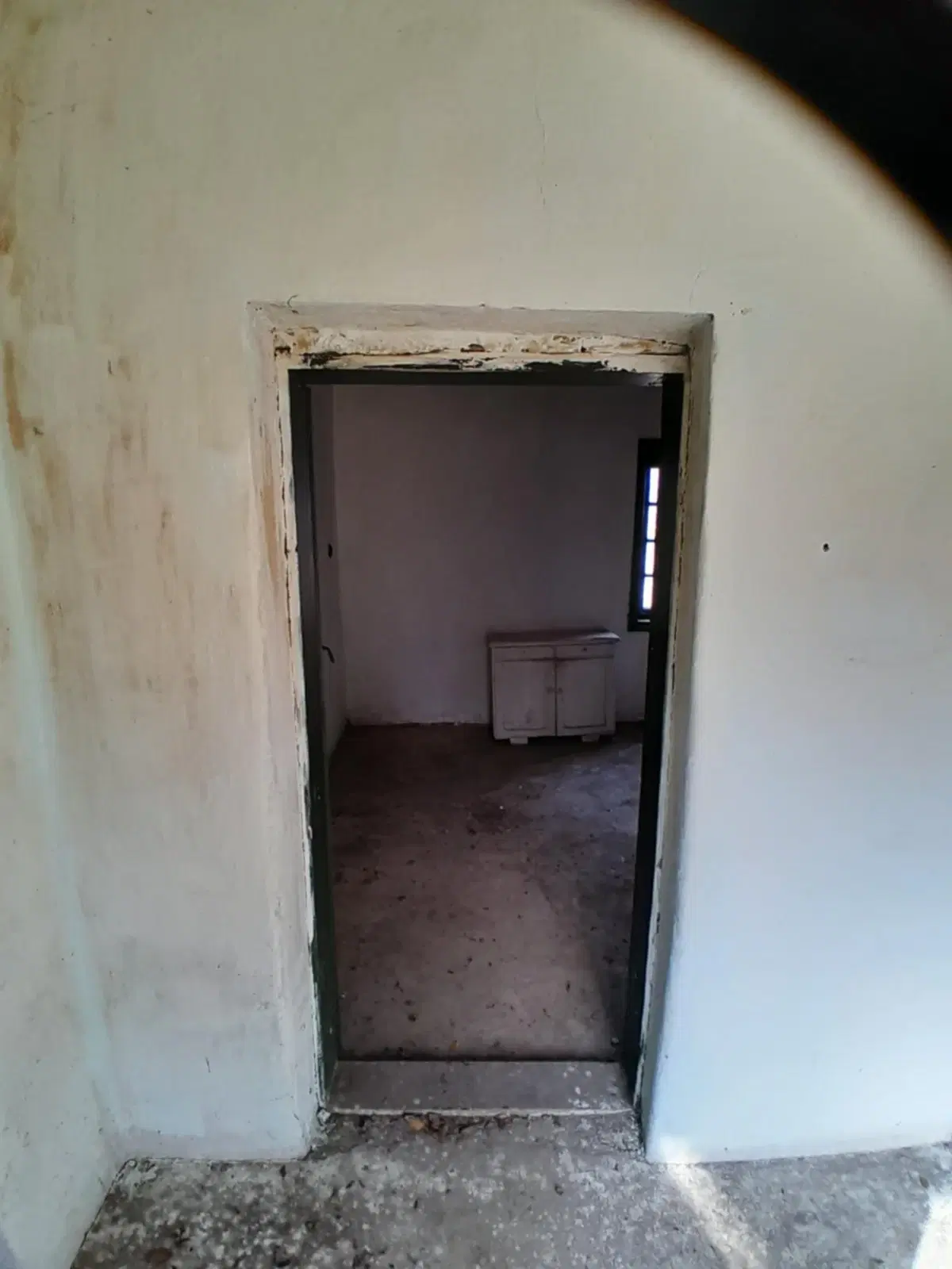 Twee huizen + 750 m² grond en bijgebouwen in Kireevo - Bulgarije