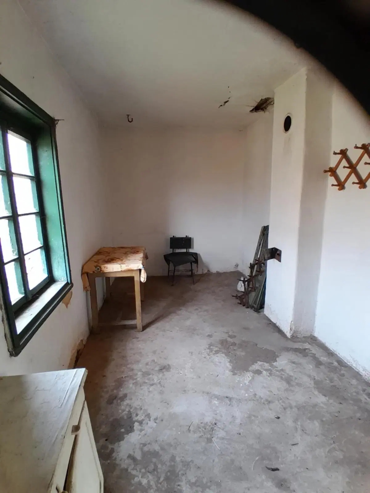 Twee huizen + 750 m² grond en bijgebouwen in Kireevo - Bulgarije