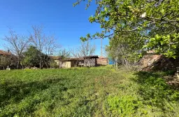 Gezinswoning met 800 m² grond met fruitbomen in Ovcha Mogila, Veliko Tarnovo - Bulgarije