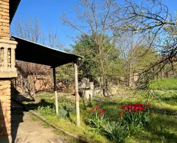 Gezinswoning met 800 m² grond met fruitbomen in Ovcha Mogila, Veliko Tarnovo - Bulgarije