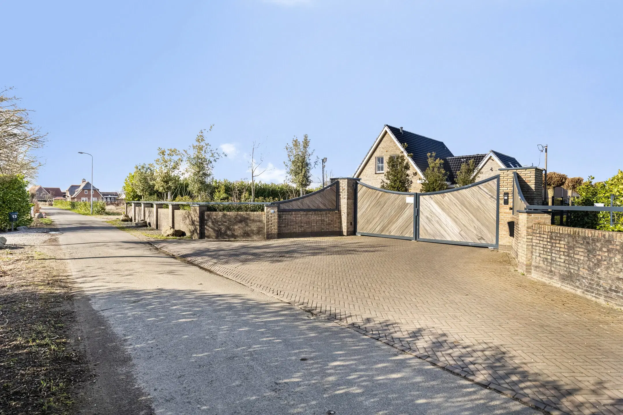 Tiel, Rijsakkerweg 14