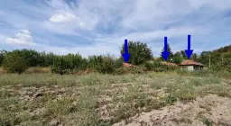 Klassiek Balkanhuis op 2.824 m² bebouwbare grond in Dragomirovo, Veliko Tarnovo - Bulgarije