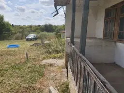 Klassiek Balkanhuis op 2.824 m² bebouwbare grond in Dragomirovo, Veliko Tarnovo - Bulgarije