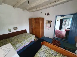 Klassiek Balkanhuis op 2.824 m² bebouwbare grond in Dragomirovo, Veliko Tarnovo - Bulgarije
