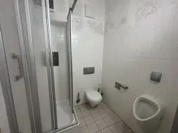 500 m² ondergrondse militaire bunker met gebouwen en richtstraaltoren op totaal perceel van 16.500 m² in Cölpin, Mecklenburg-Vorpommern - Duitsland