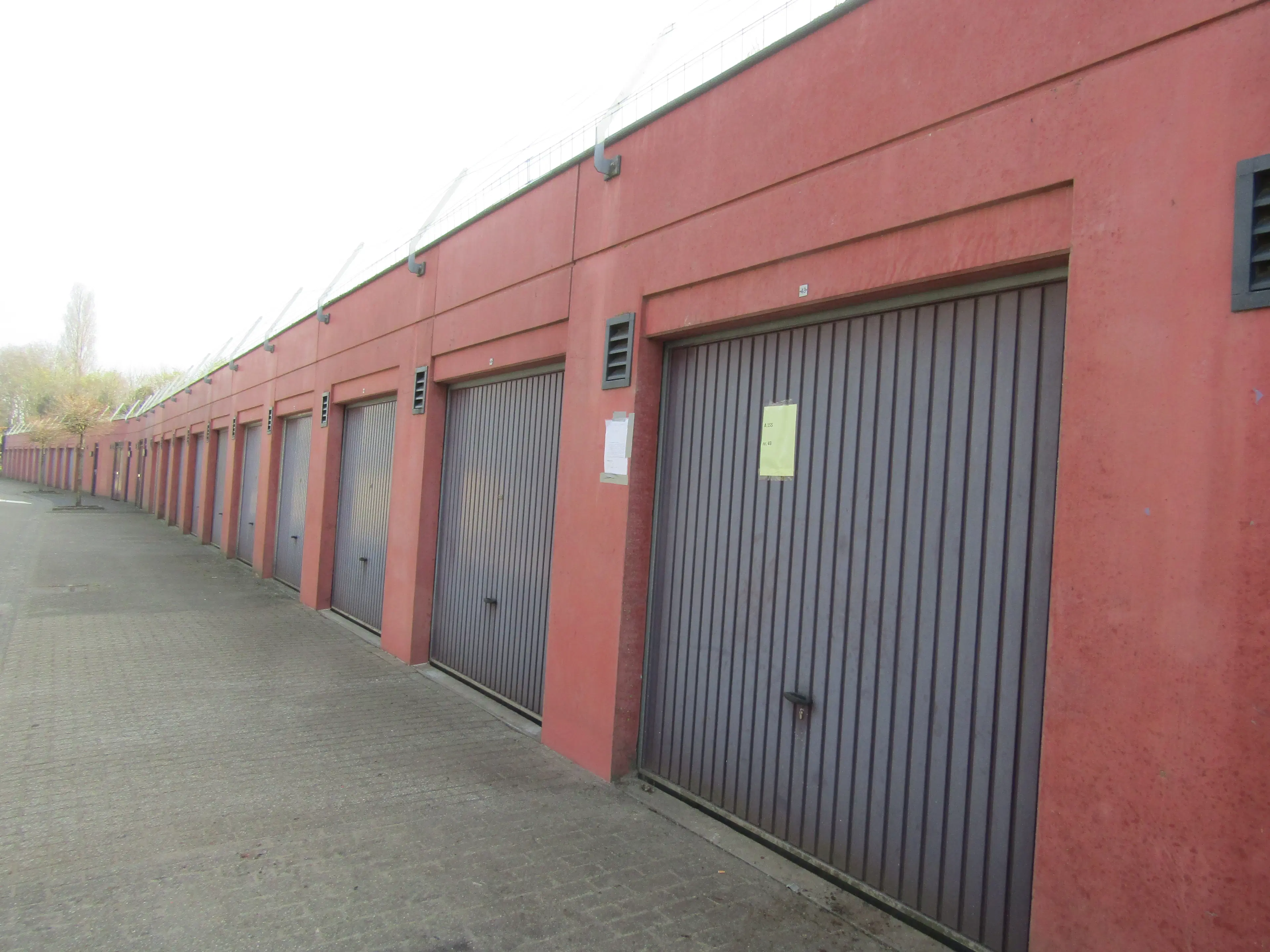 Garagebox nr. 43 a/d Vlaemsche Hoeve te Vlijmen