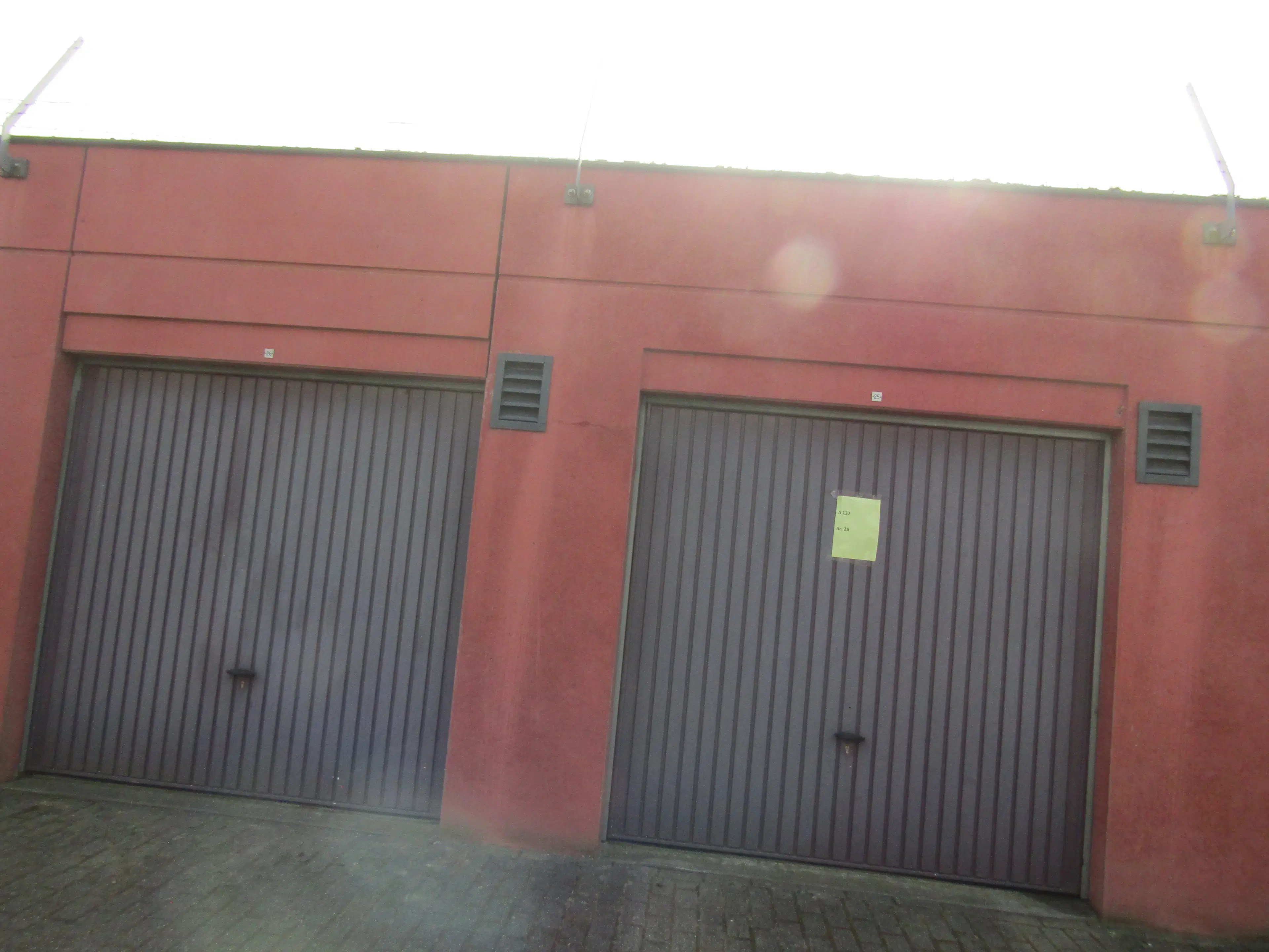 Garagebox nr. 25 a/d Vlaemsche Hoeve te Vlijmen