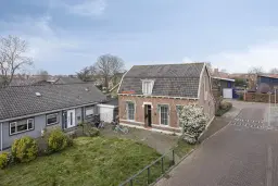 Zuidland, Raadhuisstraat 12