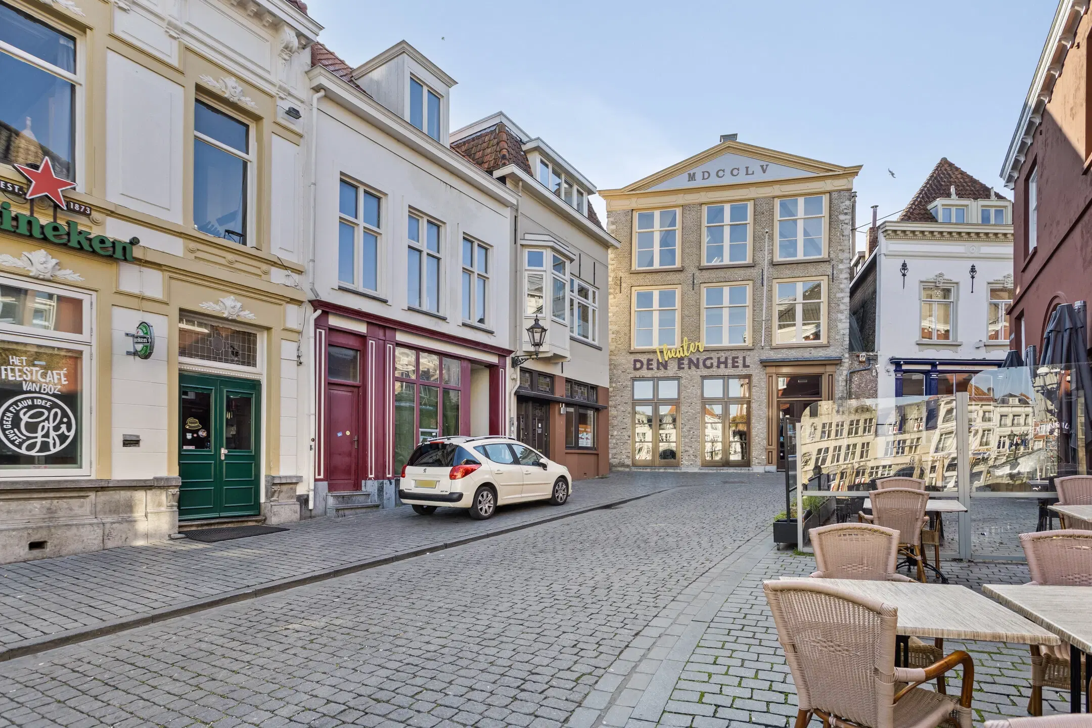 Bergen op Zoom, Grote Markt 16