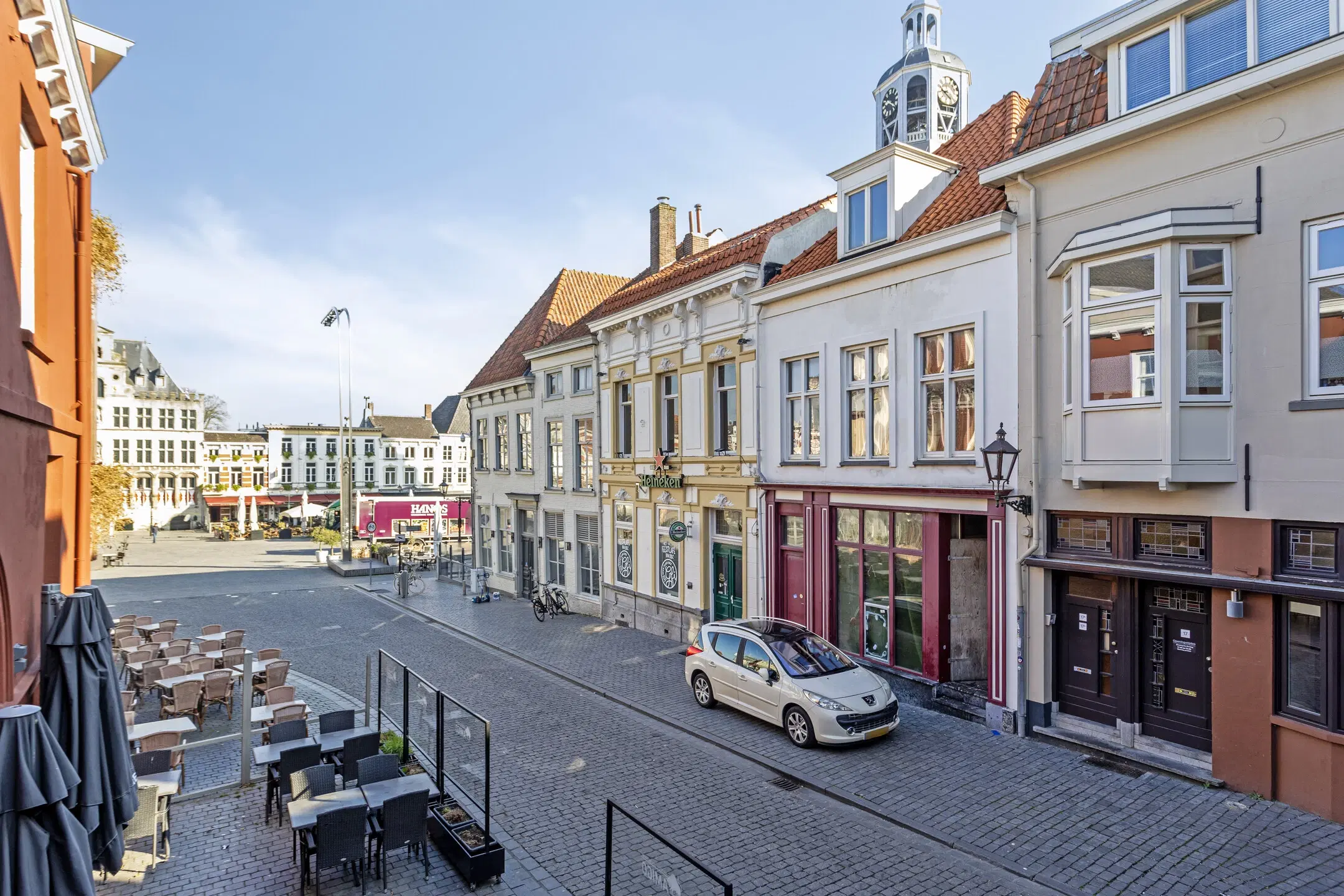 Bergen op Zoom, Grote Markt 16