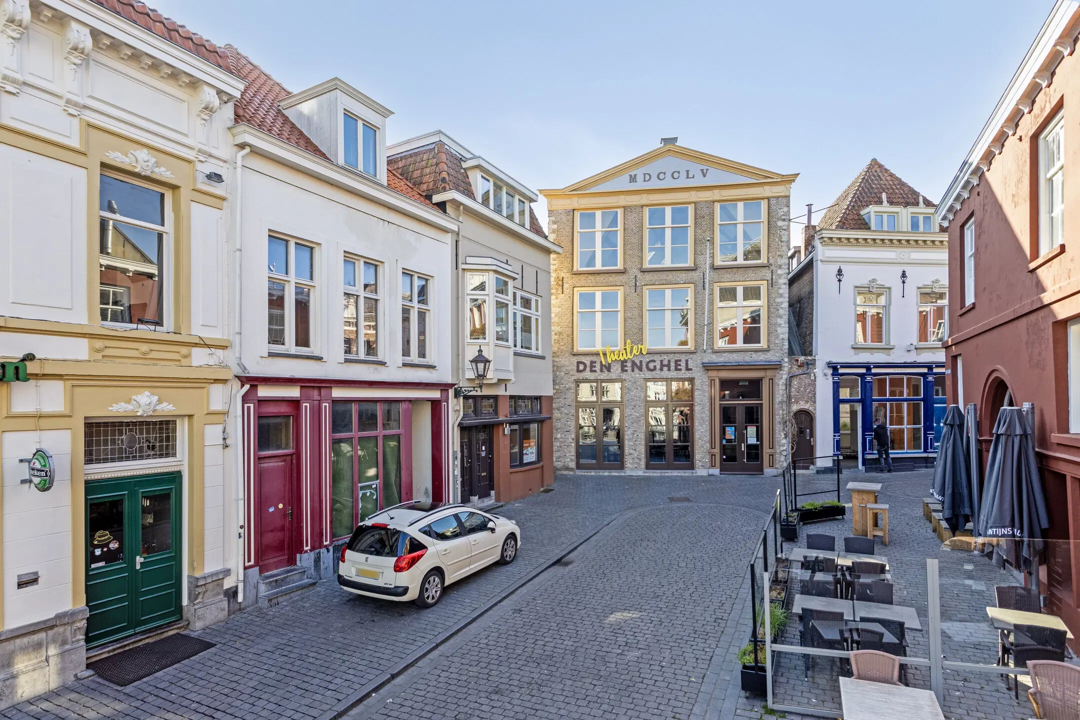 Bergen op Zoom, Grote Markt 16