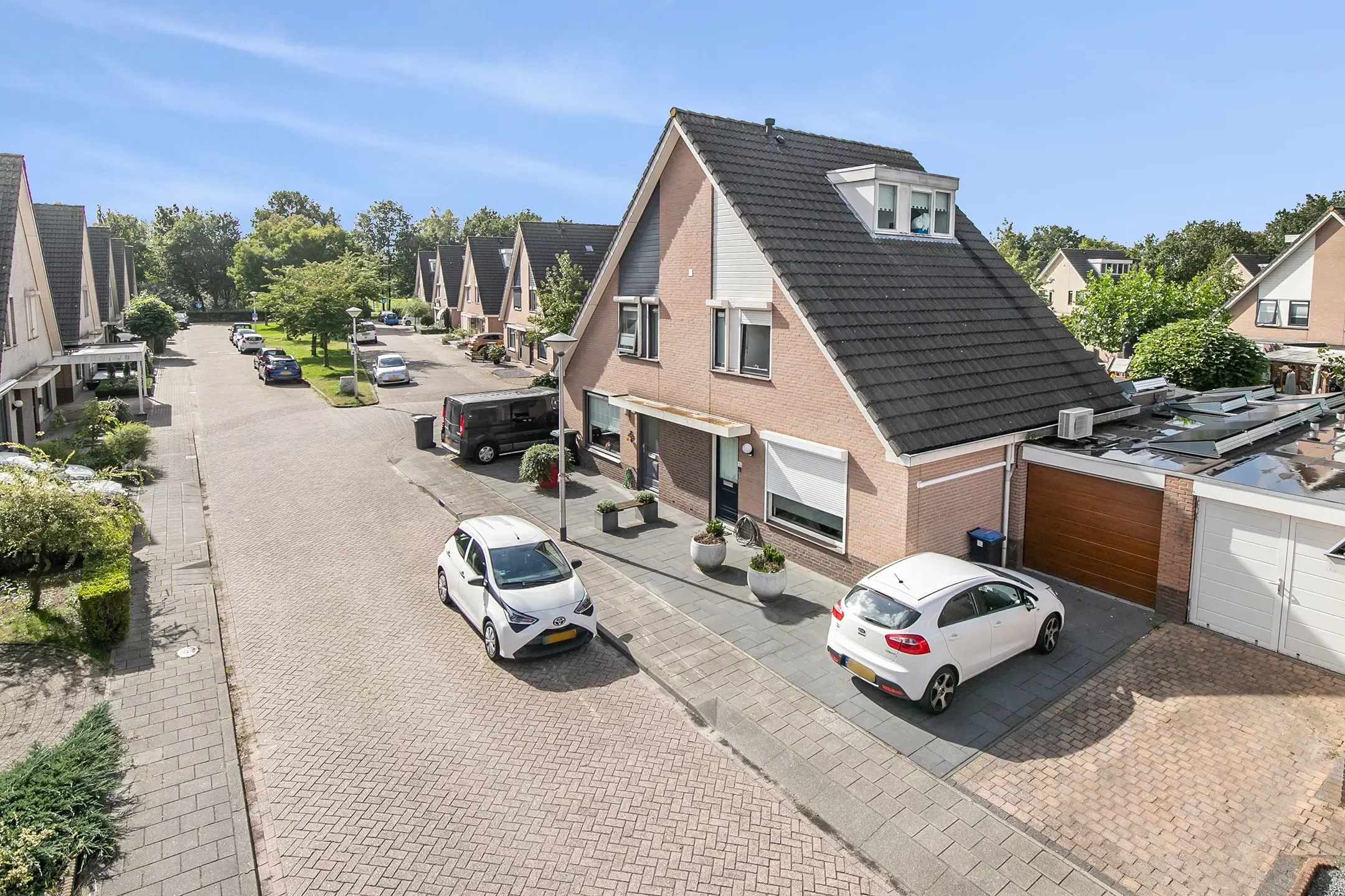 Zeelandhof 16, Helmond