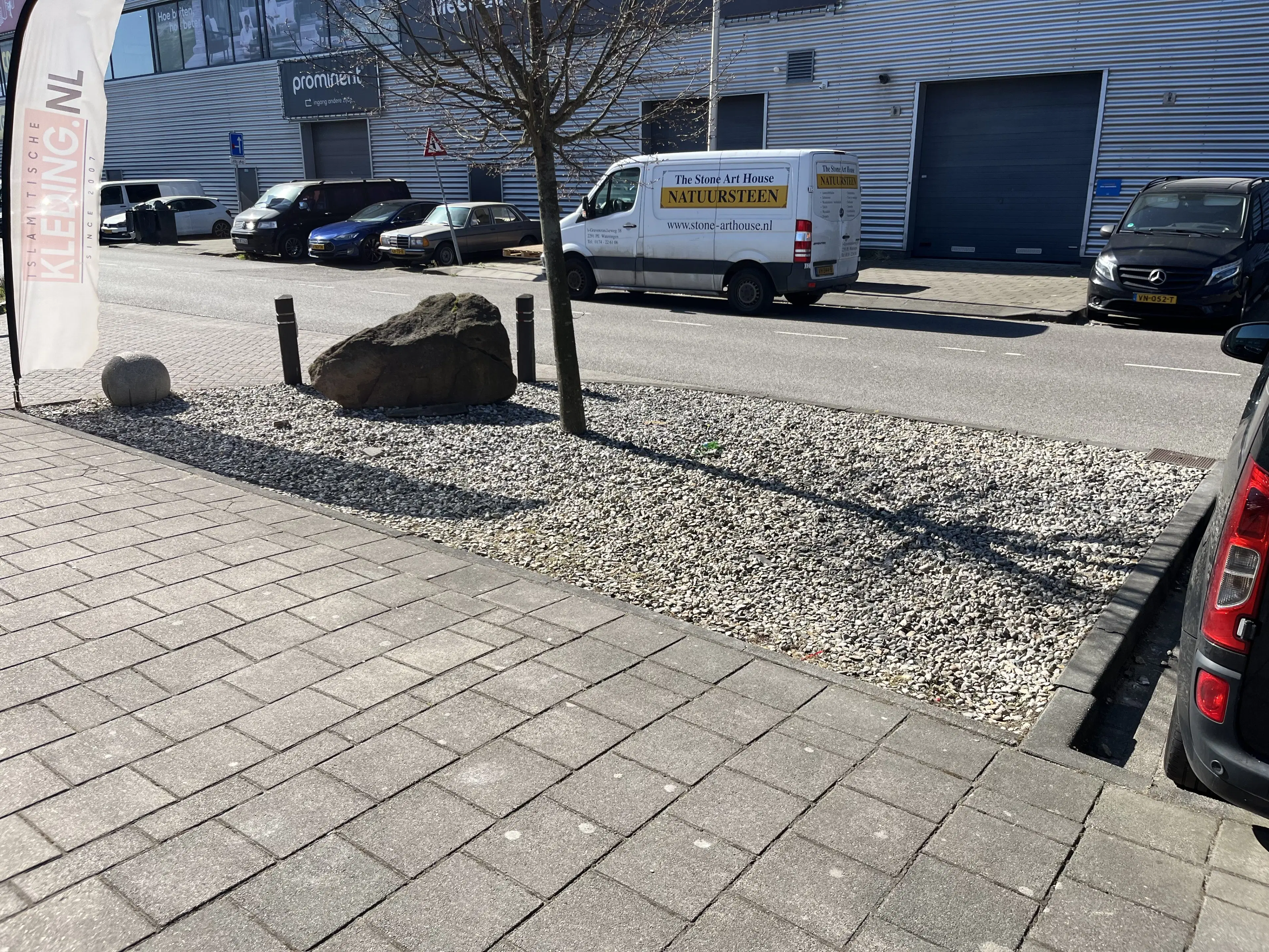6 parkeerplaatsen a/d 's Gravenzandseweg te Wateringen