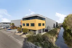 Alphen aan den Rijn, Distributieweg 33-35