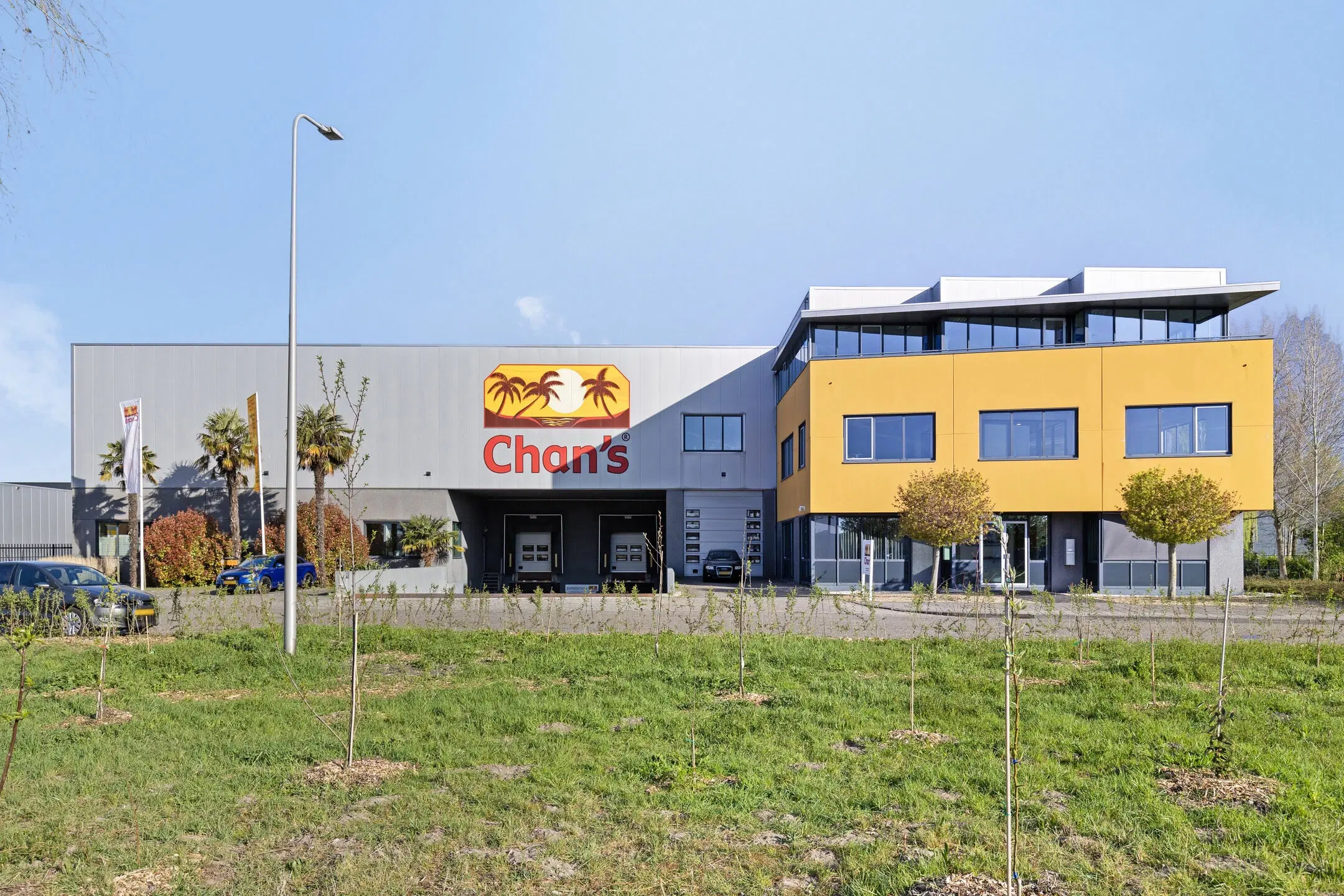 Alphen aan den Rijn, Distributieweg 33-35