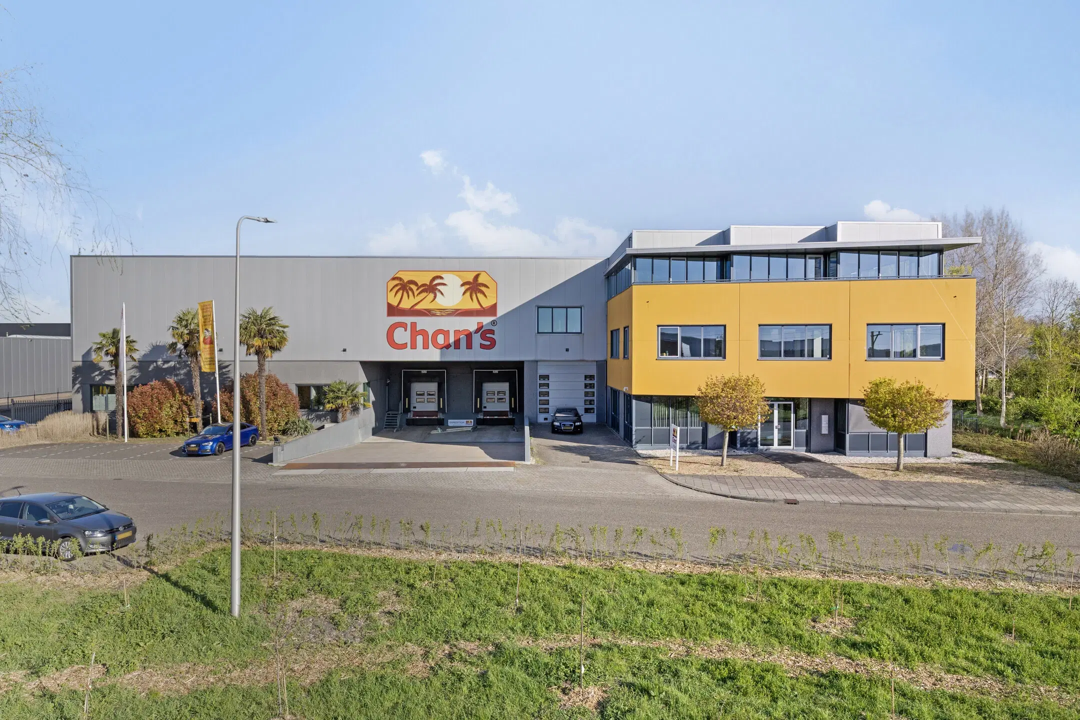 Alphen aan den Rijn, Distributieweg 33-35