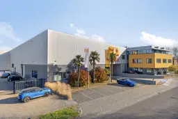 Alphen aan den Rijn, Distributieweg 33-35