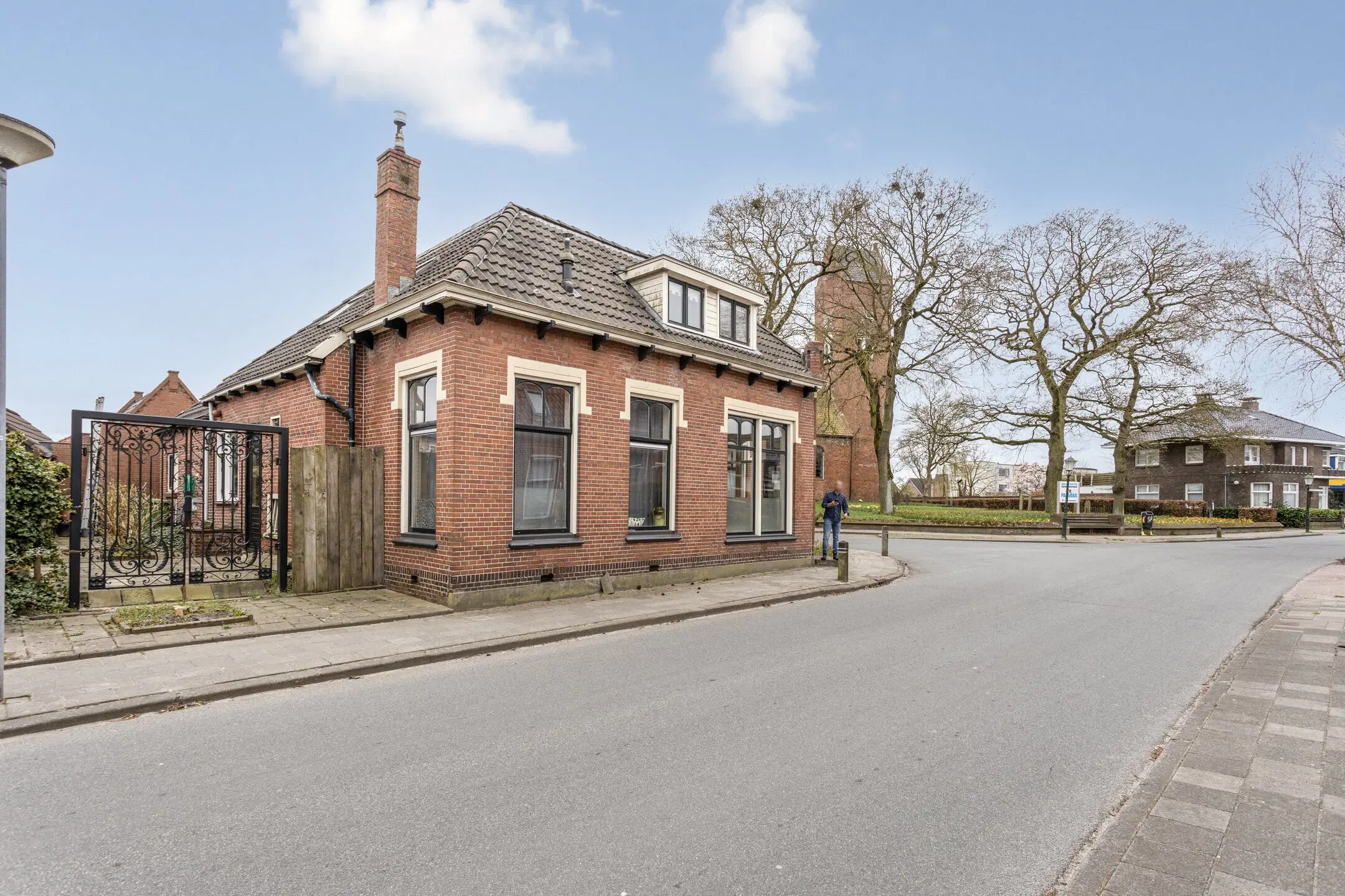 Tolbert, Hoofdstraat 50
