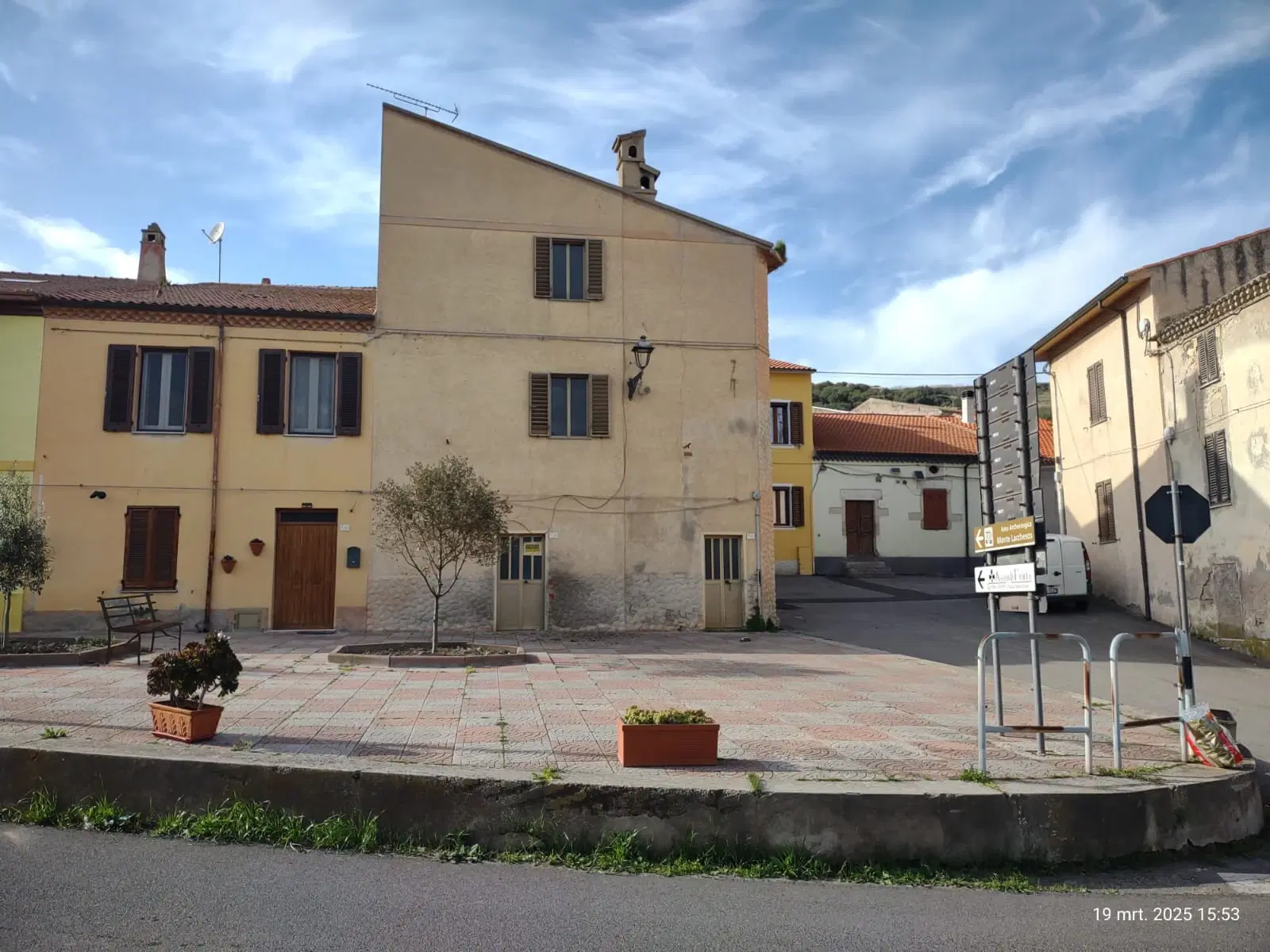 Hoekwoning in Mores (SS), Sardinië - Italië