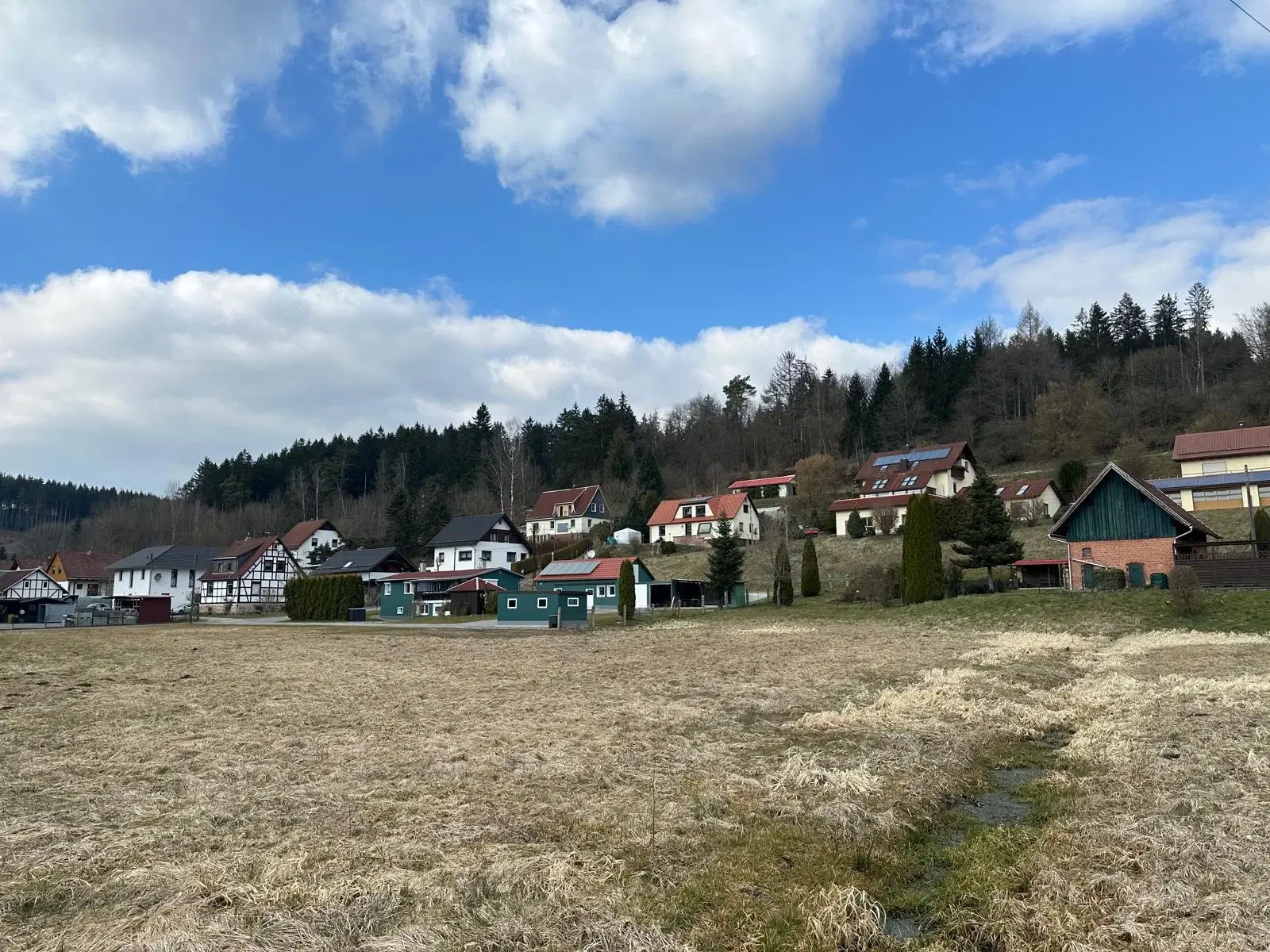 Bungalow op 532 m² eigendom perceel in Schwarza, Thüringen - Duitsland