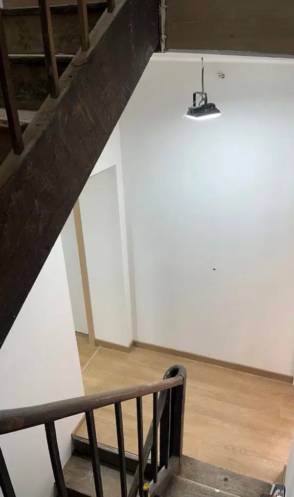 Gerenoveerd herenhuis met 6 slaapkamers/studo's in La Trimouille - Frankrijk