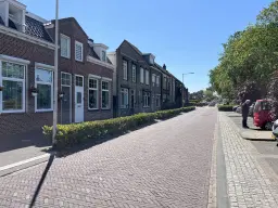 Bergen op Zoom, Parallelweg 68c en 68d