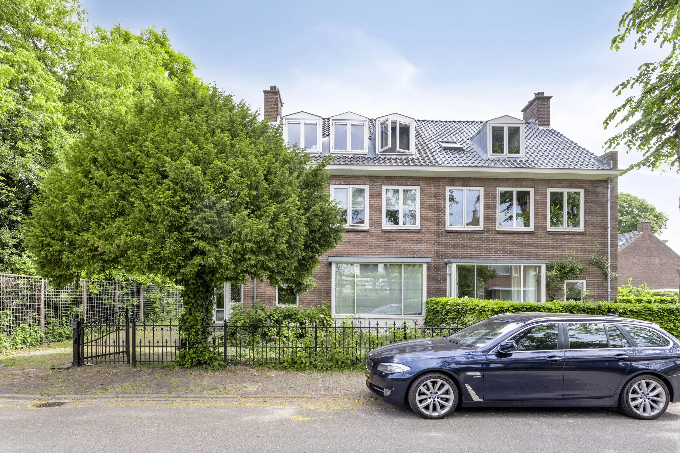 Leidschendam, Park Leeuwenberghlaan 15