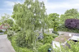 Leidschendam, Park Leeuwenberghlaan 15