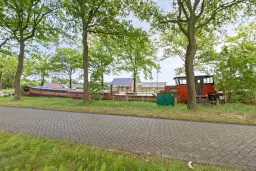 Woonboot genaamd SPES