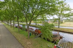 Woonboot genaamd SPES