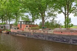 Woonboot genaamd SPES