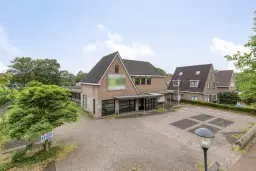 Oostvoorne, Stationsweg 45