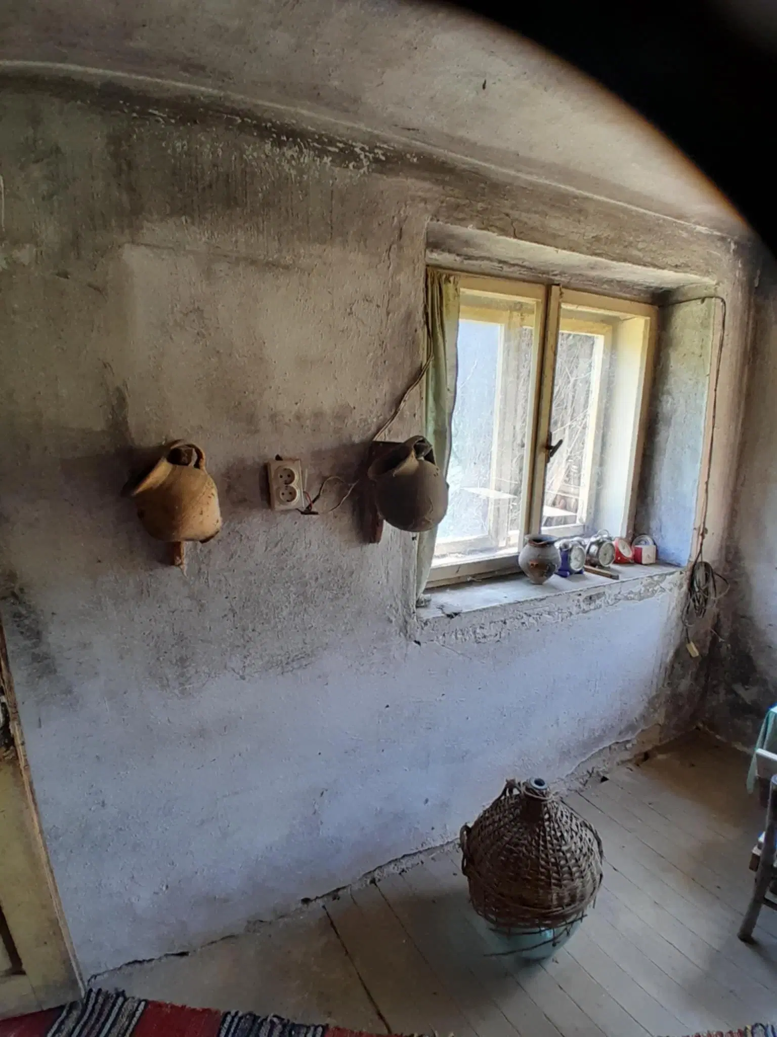 Woning aan de rivier met bijgebouw en 1.100 m² grond in Podgore, Vidin - Bulgarije