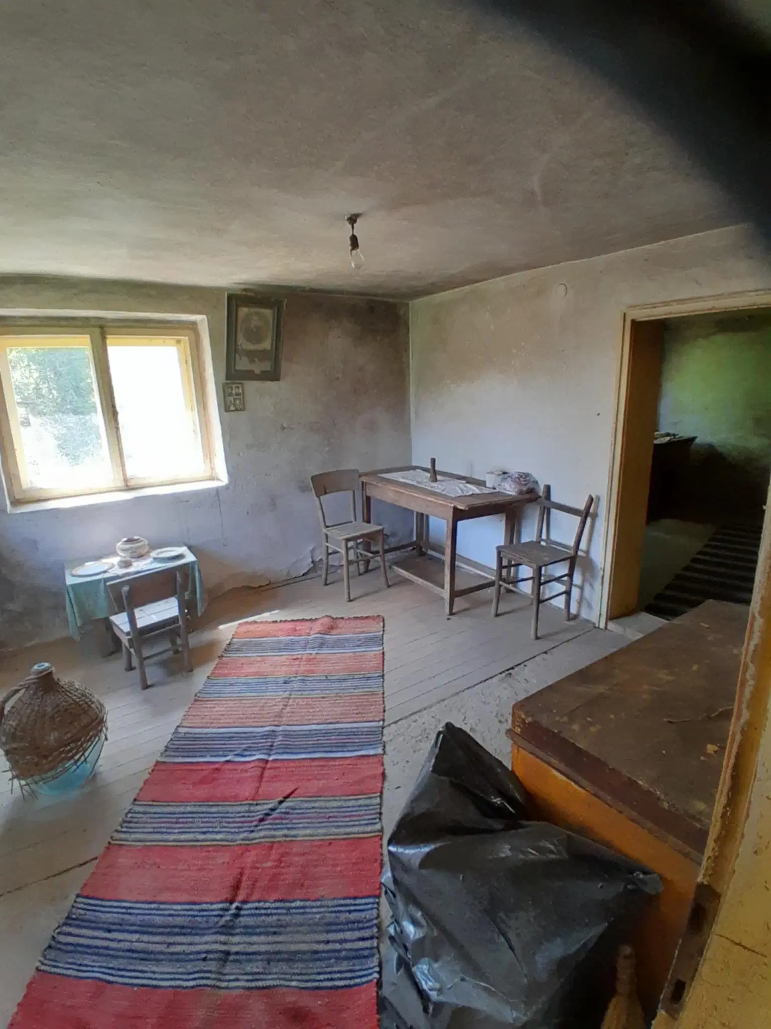 Woning aan de rivier met bijgebouw en 1.100 m² grond in Podgore, Vidin - Bulgarije