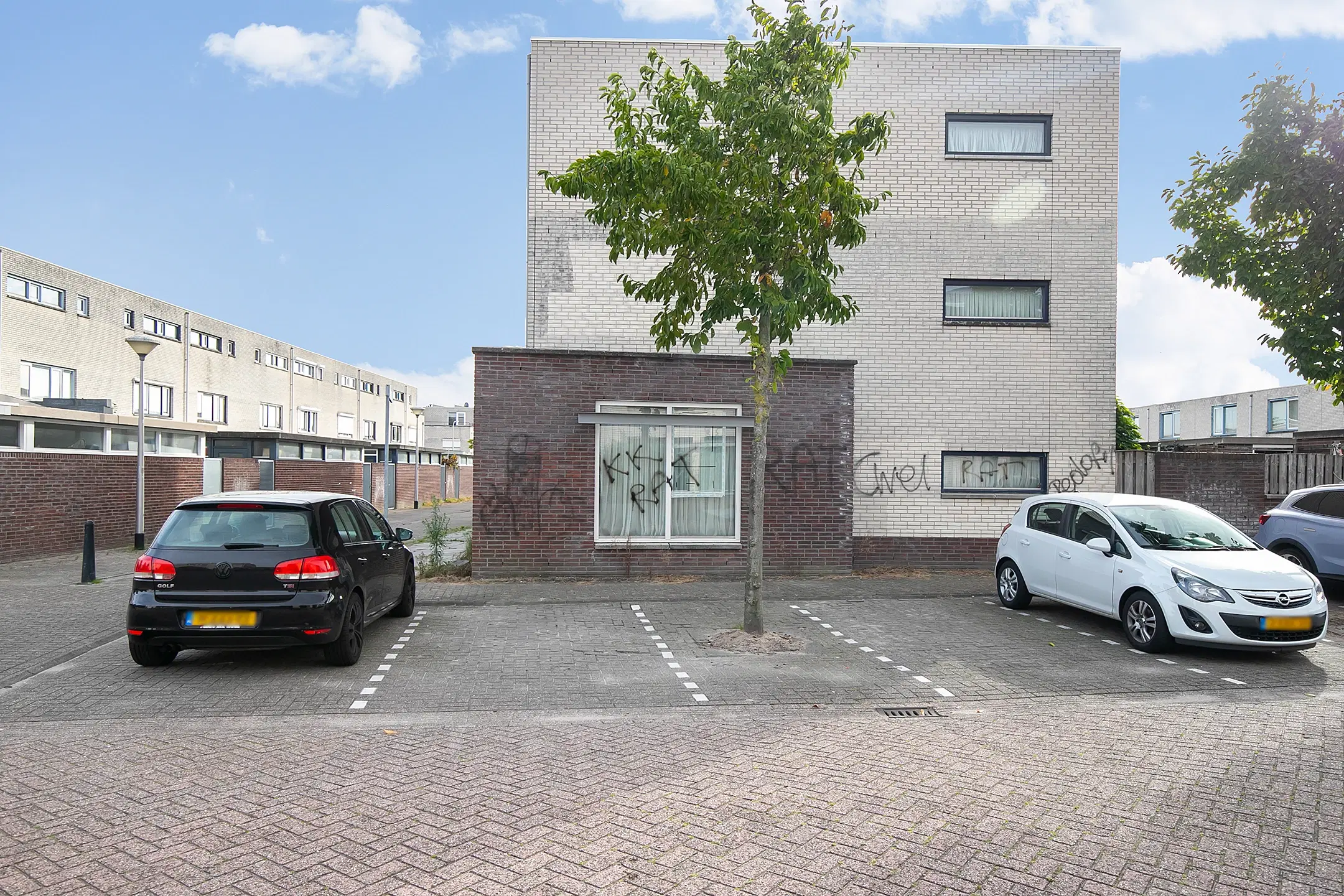Tilburg, Schinveldstraat 48