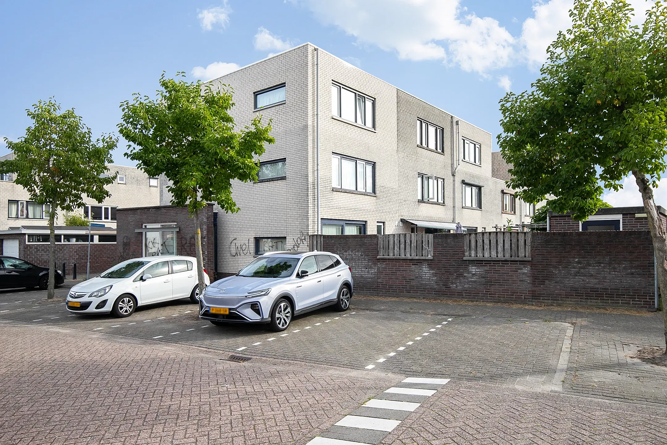 Tilburg, Schinveldstraat 48