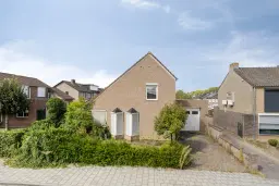 Elsloo, Driekuilenstraat 1 a