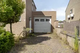 Elsloo, Driekuilenstraat 1 a