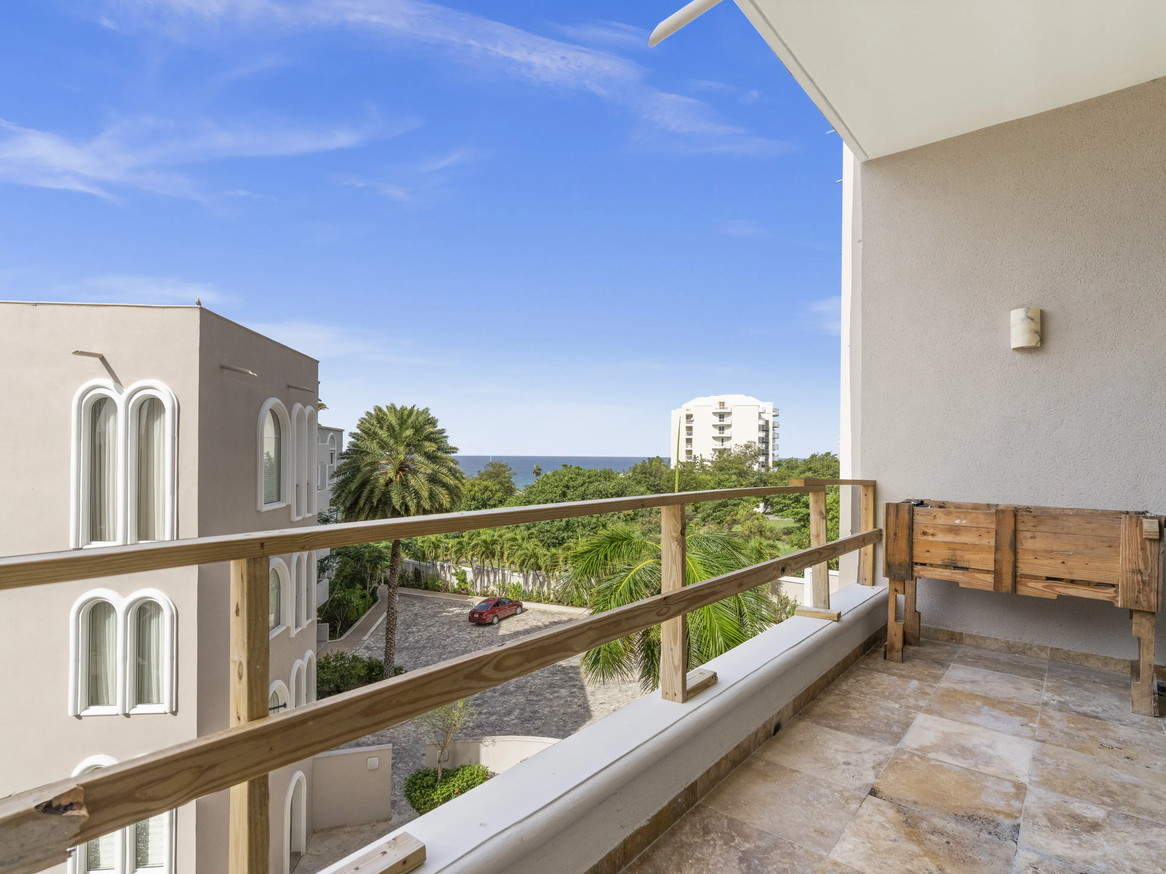 Appartement (G-16/A23) gelegen in Tower Building van Rainbow Beach Club te Sint Maarten